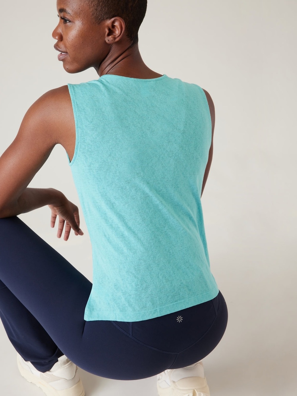 Athleta Womens Breezy Wrap Tank Top Size L Gulf Green Yoga Gym Running Ruching - Picture 9 of 10